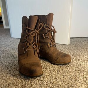 Sorel Joan of Arctic Lace up Wedge Brown tobacco Leather